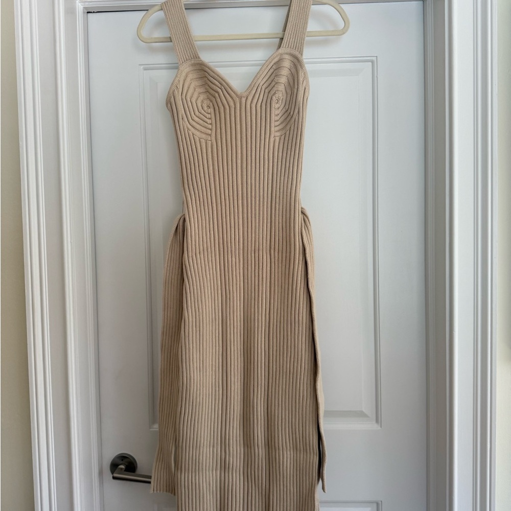 Elegant Beige Ribbed Dress